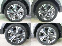 お気に入りの車両がございましたら是非オンライン予約もお使いください。もちろんお電話でのご予約も可能ですが手間なく数分でご希望の日時のご予約が可能です。お車の準備をしてスタッフ一同お待ちしております！！