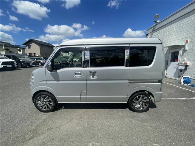 2層構造のダブルコーティングで4つの効果が約3年間持続！お車を綺麗に保ちたい、長く大切に乗りたい方におススメ♪