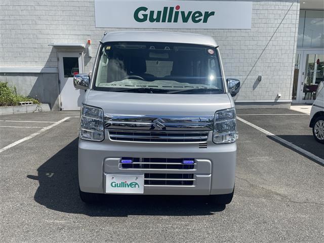 内外装クリーニング後のご納車となります。プランによっては有償で最大158項目に渡る点検整備で納車後も安心してお乗りいただけます！納車後のお付き合いもお任せください！