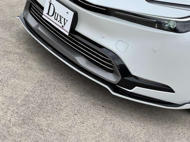 【シルクブレイズフロントスポイラー】流行に左右されない普遍的な上質感と、車種に合わせたデザインが挙げられます。また、ワンポイントで効果有効なエアロスタイルを実現しております！Duxy清須店までお願いします