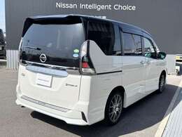 H31年式☆ツートンカラーのセレナが入荷です☆セーフティパックB付き☆9万キロ台ですが、まだまだお乗りいただけるかと思います☆少しお手頃なfamilyカーをお探しの方、いかがでしょうか(*^▽^*)