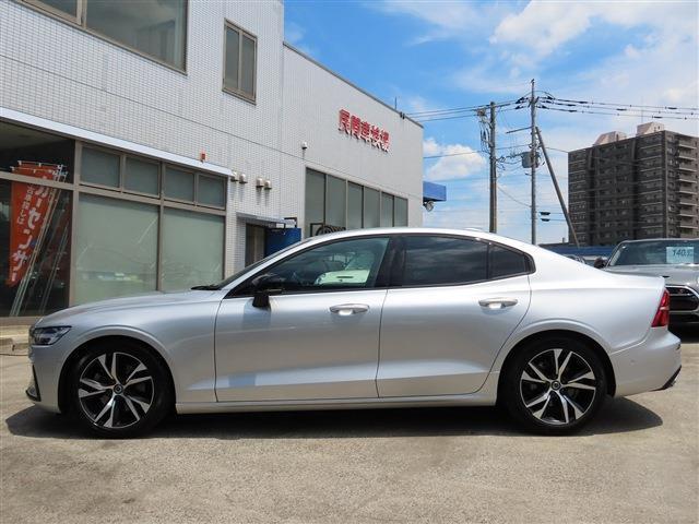 後期モデル/1オーナー/harman/kardon/ナビTV/全周囲カメラ/CarPlay/BTオーディオ/スマキー/ヒーター付Pシート/LEDヘッド/オートHiビーム/Pアシスト/リアエアコン/禁煙車/記録簿/
