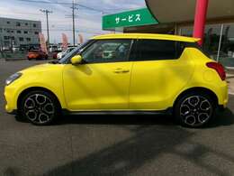 左右見やすく運転しやすいです(^^)/