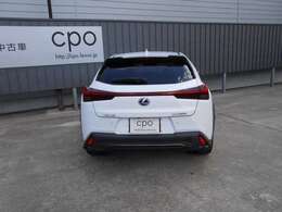 24時間365日使用できるオペレーターサービス、「レクサスオーナーズデスク」がご利用できます。