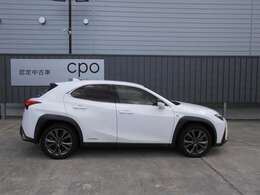 2年間の距離無制限の認定中古車保証が付帯されます。G-link2年間無料付帯です。