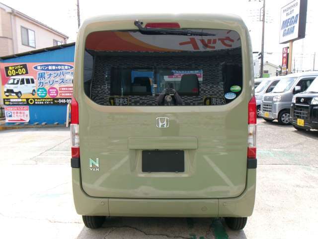 この度は当店のお車をご覧になっていただき、誠にありがとうございます。ぜひじっくりとご検討下さい。