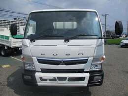 令和2年式　6月初度登録　三菱　キャンター　積載4.55トン　増トン車！　ワイドロング　高床　3ペダル　5速MT　乗車定員：3名　4P10エンジンです！