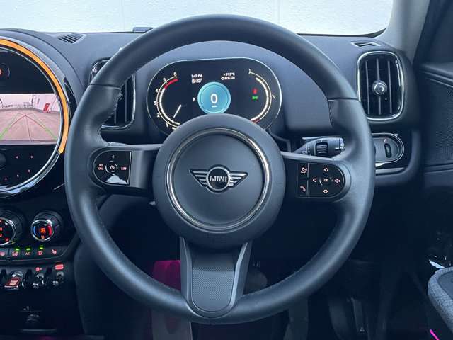 LIBERALAでは安心してお乗りいただける輸入車を全国のお客様にご提案、ご提供してまいります。