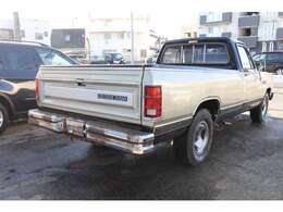 遠方の方でご来店がなかなかできない場合気になる部分などLINEで写真、動画でお送りすることも可能です。まずはお問い合わせください！