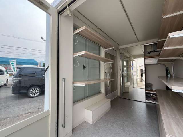 各種移動販売施工変更対応します。別料金になります。