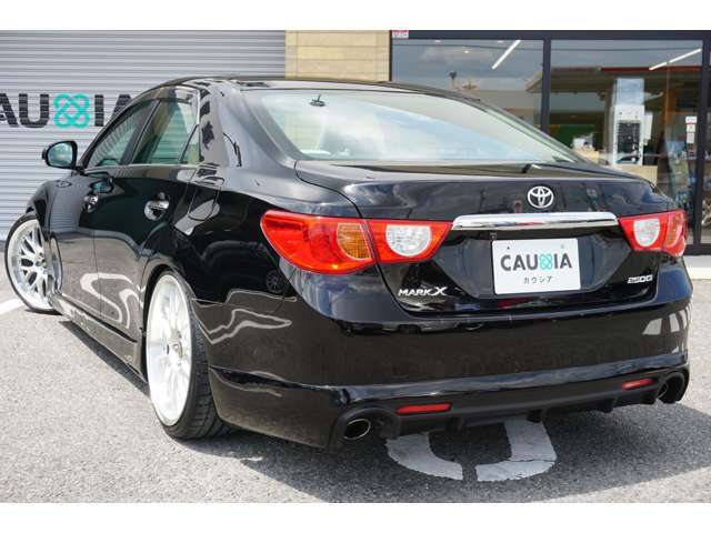 ★フルエアロ装着車両ですのでリアビューも迫力あります！