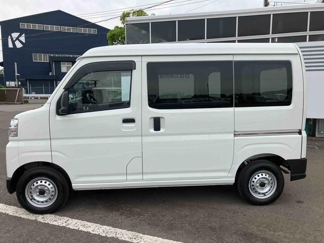 保証期間は、納車日より1年間・走行距離無制限ですので、ご安心してご購入しお乗り頂けます。