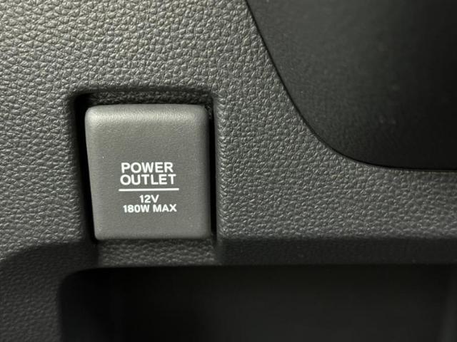 国産車から輸入車まで多様なお客様のニーズのお応えできるように、全国規模で豊富な在庫展開！車のことならWECARSへ！