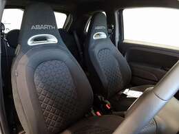 シートの質感もばっちりです。