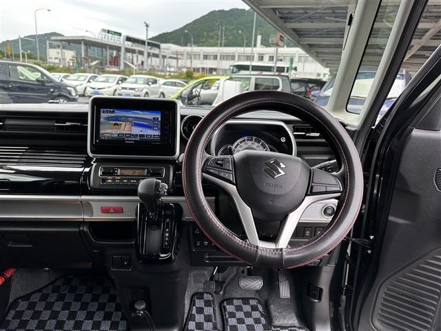 ☆ルームクリーニング実施☆室内の細かな箇所やエンジンルームもキレイに仕上げてお渡しします☆