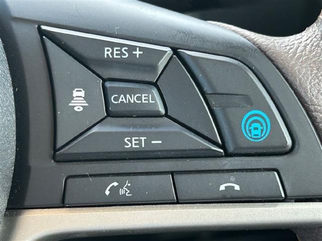【運転席操作部】快適なドライブを楽しむための機能が装備されています！運転席から触れるので、使いやすいです！除菌プランいれていただくと、さらに清潔で安心していただけます！