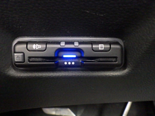 ■ETC■高速道路を利用する際は、料金所をノンストップで通過できます♪