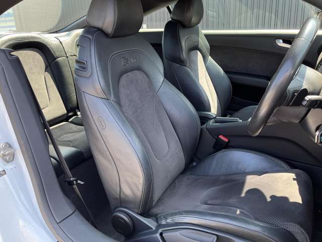 ぜひ厳選したドイツプレミアムブランドのお車を、見て・触って・比べてください！