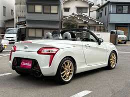 ◇中国陸運局認証の自社工場完備、自社板金工場完備、アフターメンテナンスに自信あります◇