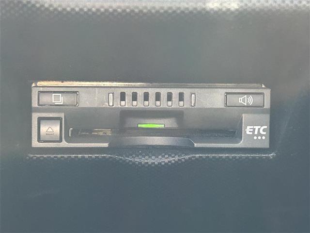 こちらETCの写真になります。動作確認は問題ございません。ご安心ください。また、価格には自信がありますので、是非ご来店をおすすめいたします。ご予約お待ちしております！