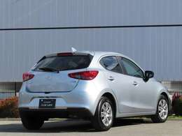 ☆ソニックシルバーメタリックのMAZDA2☆