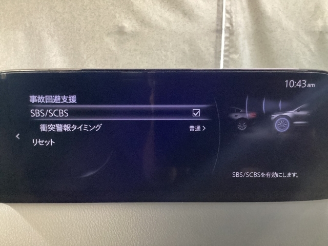 車や障害物だけでなく人も検知し、ブレーキを自動制御して衝突回避をサポートしてくれるアドバンスト・スマート・シティ・ブレーキ・サポートを装備！