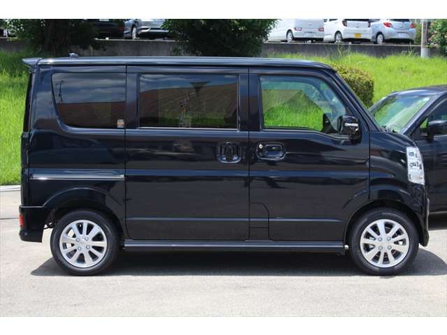 【軽の森富田林店】の営業時間は9：00～19：00となります＊　定休日は火曜日(祝日の場合営業)となりますのでご注意ください！