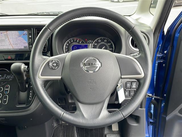 気になる車はすぐにお問い合わせください！画面右側の0066から始まる無料ダイヤルからお問い合わせ下さい！専門スタッフがお車のご質問にお答えいたします！
