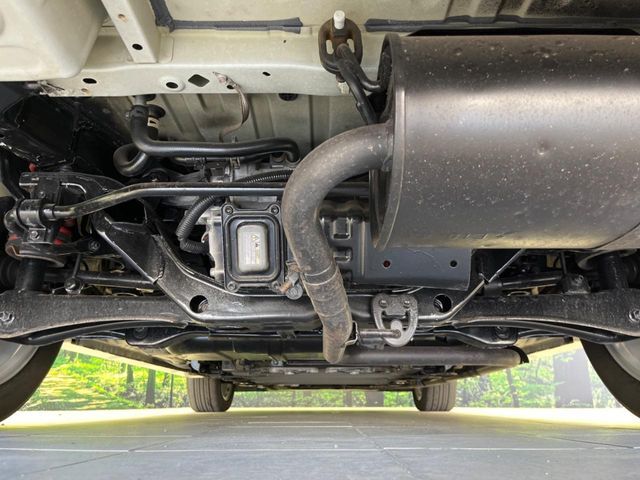 下回りがきれいなうちに、防錆加工の施工がオススメ。降雪地域はもちろん、沿岸部にお住いの方や、趣味でマリン・ウィンタースポーツをされる方にご好評いただいております。