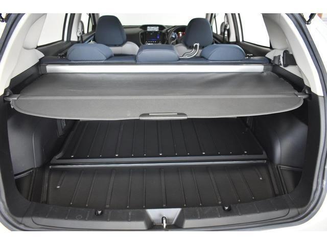 トノカバーを使えばトランク内の荷物が隠せ、プライバシーを守れます。