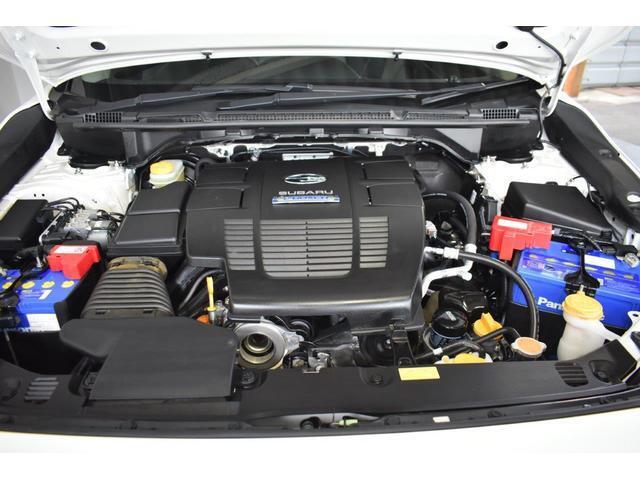 水平対向エンジンと電動技術を組み合わせたパワーユニット「e-BOXER」。