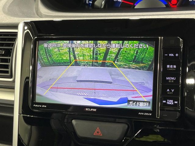 【バックカメラ】駐車時に後方がリアルタイム映像で確認できます。大型商業施設や立体駐車場での駐車時や、夜間のバック時に大活躍！運転スキルに関わらず、今や必須となった装備のひとつです！