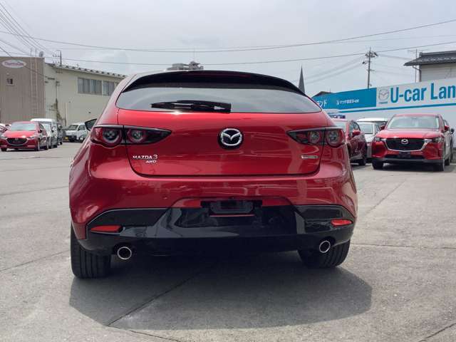安心のAWD　安定感ある走りが楽しめます
