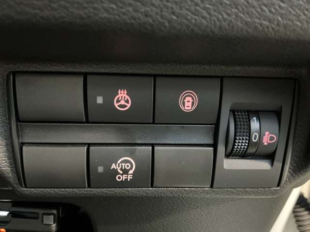 各種スイッチ類