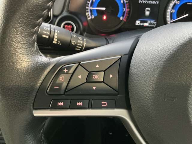 ステアリングスイッチ付き