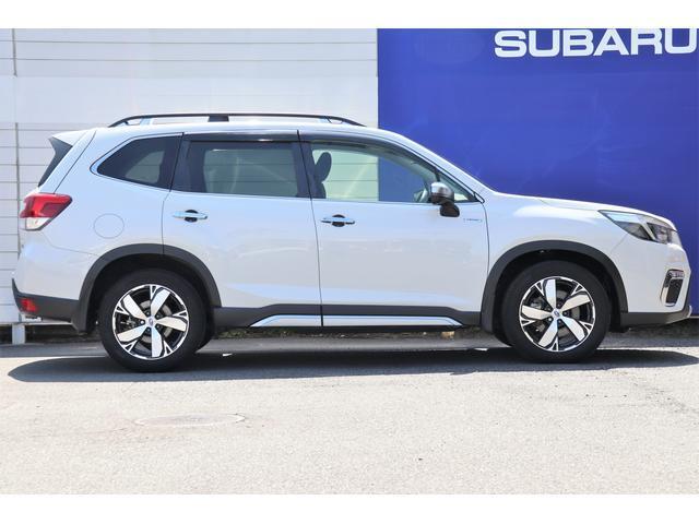 ディーラー車ならではの安心、スバルを知り尽くしたメカニックが純正部品、スバル専用診断機器、使用して整備いたします。