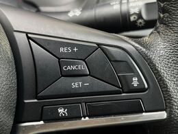 【インテリジェントクルーズコントロール】高速道路での長距離走行が楽に！自動で速度を保つクルーズコントロールが、衝突軽減システムと連携し、前方の車両を感知して車間を保つように速度調節してくれます！！