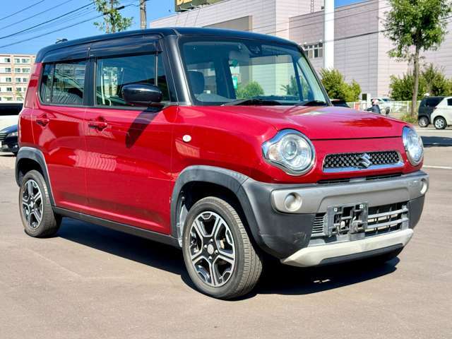 スズキ・ダイハツのサブディーラーとして全国販売優秀の実績！オールメーカーの軽未使用車・中古車はもちろんのこと、コンパクトカー・エコカーなどの普通車も豊富に在庫を取り揃えています！