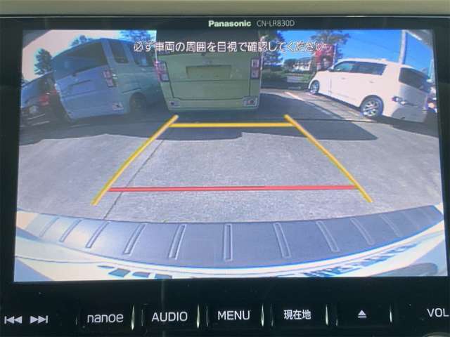 今じゃついていて当たり前と言われるナビももちろん装備済♪