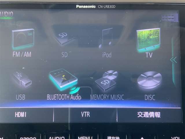 今じゃついていて当たり前と言われるナビももちろん装備済♪