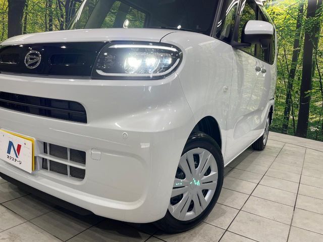 【LEDヘッドライト】悪天候や夜間走行時も良好な視界を確保し安心して運転できる高輝度LEDヘッドライトを装備！点灯速度が早く、消費電力も抑えられています。