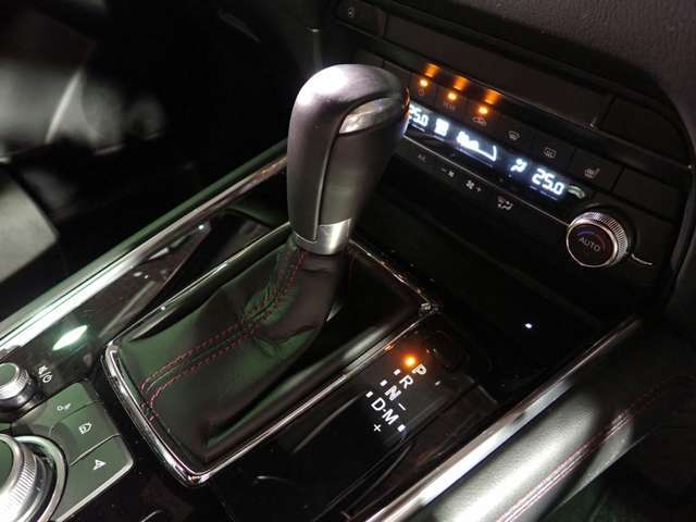 ◆当店のお車ご購入に関しては、各種オートローンがご利用いただけます。（オリコ・三井住友カード・ジャックス※金利は6.5％です）残価クレジットも可能ですので詳しくはお問い合わせください。◆