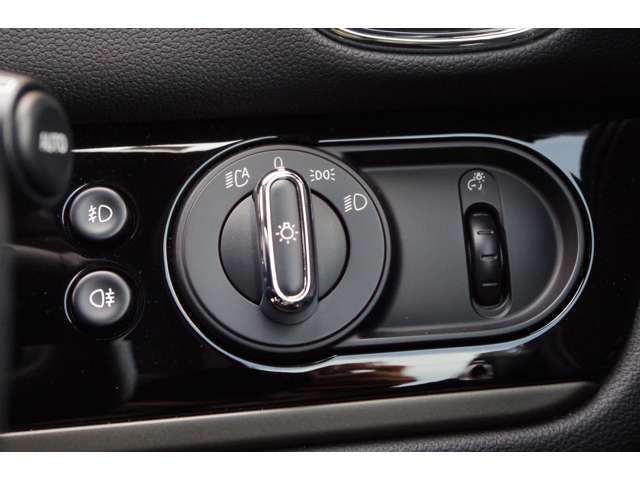 納車後のアフターもお近くのLIBERALAもしくはガリバー店舗（一部店舗除く）で対応が可能です。保証修理のほか、車検もお任せください。