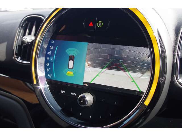 LIBERALAの全国在庫の中から厳選したお車をご提案！お近くの店舗でのご納車可能！その品揃えと品質に驚くこと間違い無し！