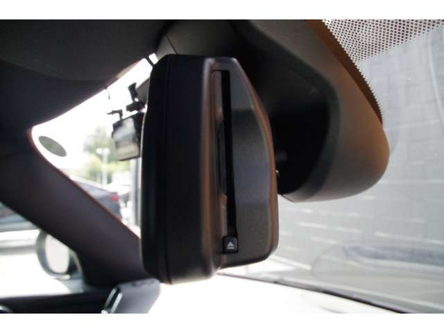 修復歴（事故歴）のある車は販売致しません！※当社基準による調査の結果、修復歴車と判断された車両は一部店舗を除き、販売を行なっておりません。万一、納車時に修復歴があった場合にはご契約の解除等に応じます。