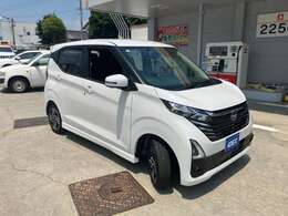 弊社在庫車両は、すべて第三者機関『AIS』により検査頂いた認定車両となります。修復歴車の販売は致しませんので、ご安心ください。またお問い合わせ頂きましたら検査証を添付致します。