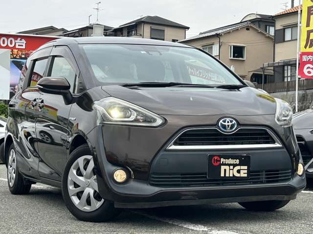 ★プリウス・コンパクトカー専門店★在庫台数国内最大級！！「住所：大阪府高槻市上土室5-10-3」「TEL：072-696-2711」プリウスのことなら当店にお任せください♪