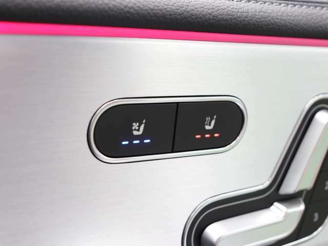 AMGパフォーマンスシートにはシートヒーターに加えベンチレーター機能も装備！！AMGパフォーマンスPKG専用シートです！