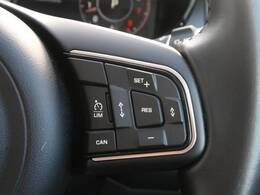 【全車速対応アダプティブクルーズコントロール】ミリ波レーダー+ステレオカメラ+赤外線により前方車輌を認識し、高速道路などの自動車専用道路や渋滞時などではドライバーの負担を大幅に軽減してくれます。