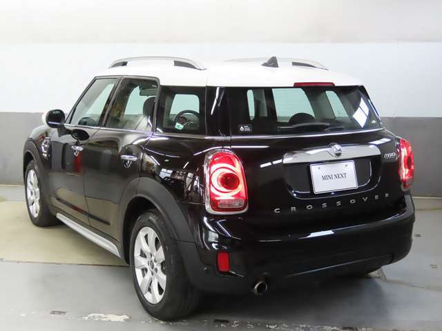 社外品・内外装品類・消耗品類等を除く、新車時において車両を構成する全部品を保証。